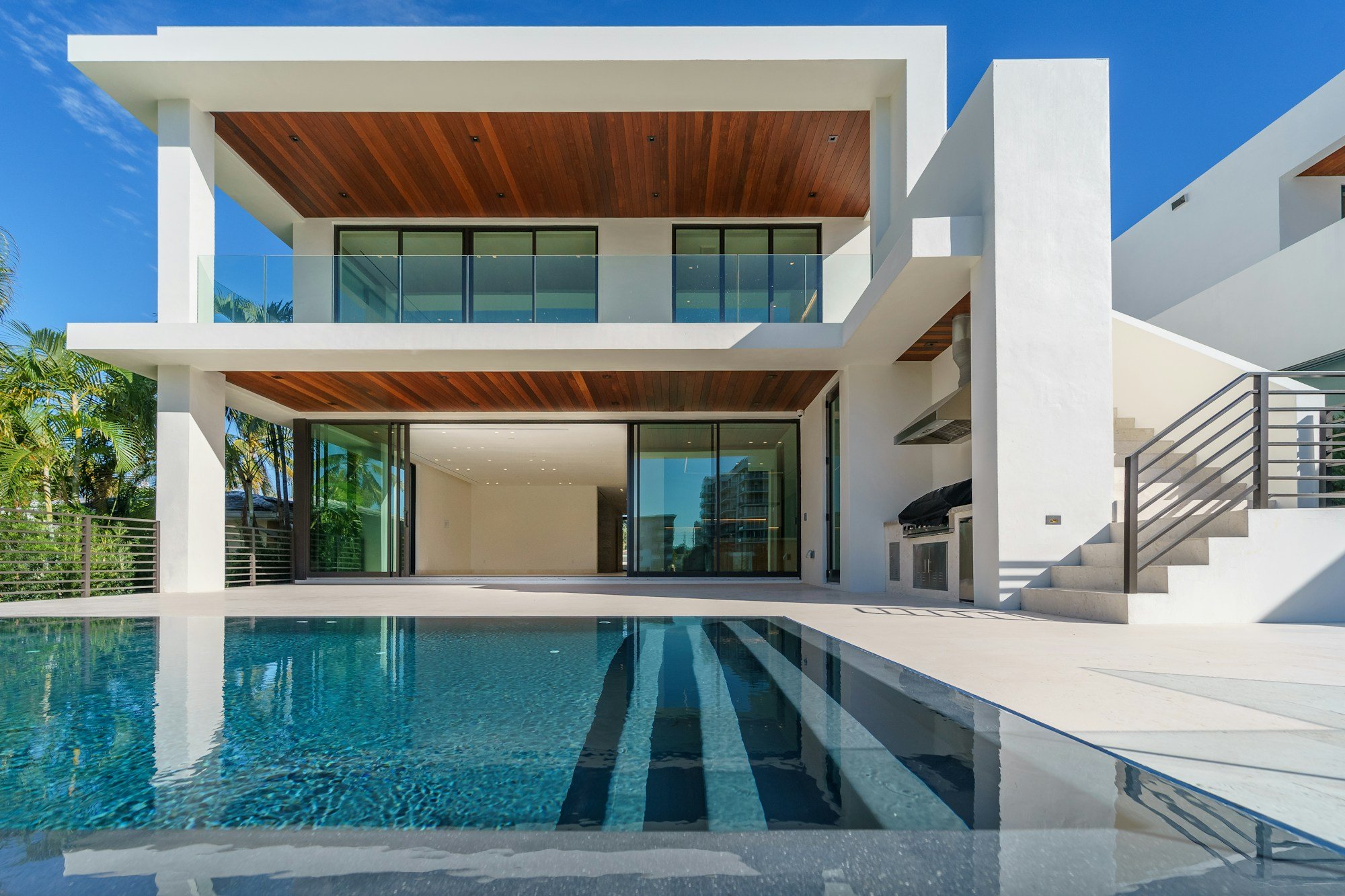 Ultra Luxury Villas
